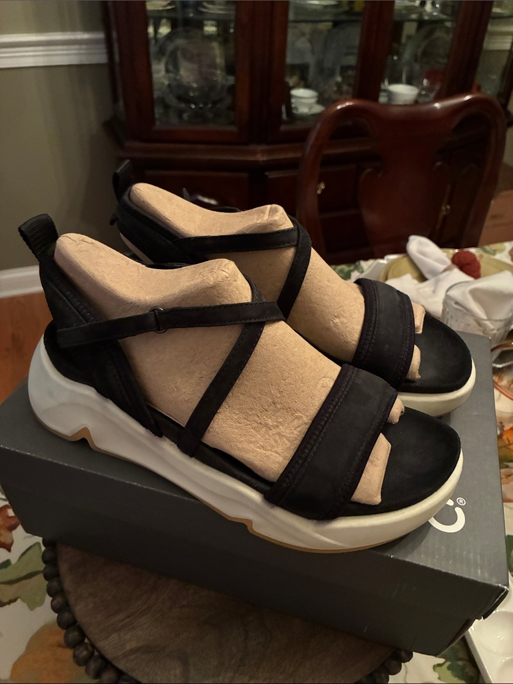 ECCO Chunky Black Sport Sandal - Stylish Comfort Size 38 (7-7.5)